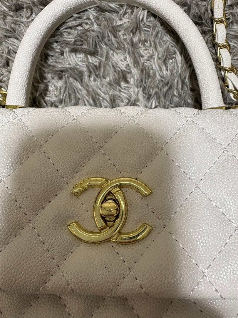 ⑨シャネル　ホワイト　チェーンバッグ　ノベルティ
