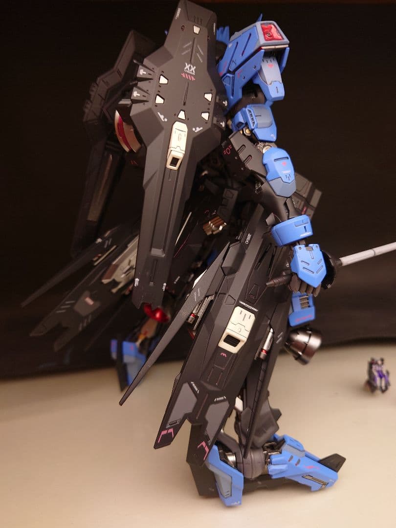 MG 1/100 ガンダムヴィダール塗装済 完成品