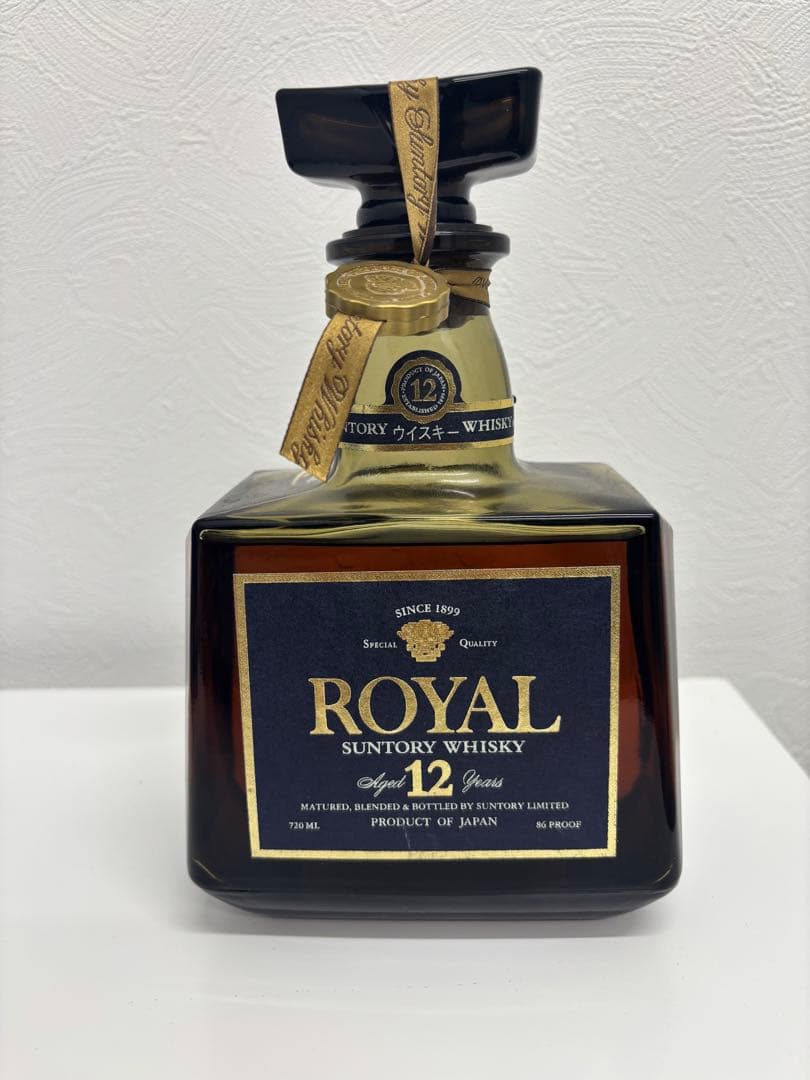 サントリーウィスキー ローヤルプレミアム 12年 720ml