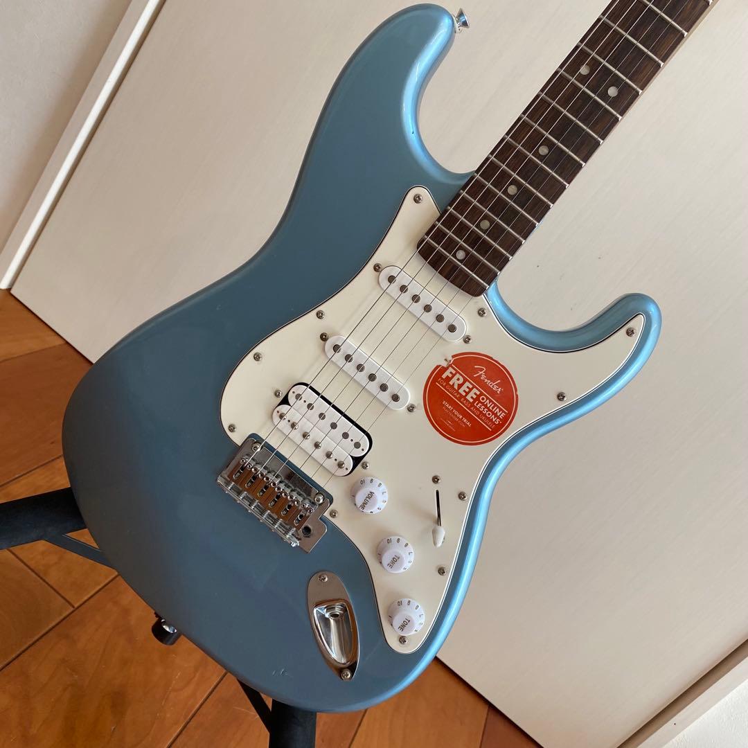 Squier Stratocaster ラージヘッド 水色　ライトブルー
