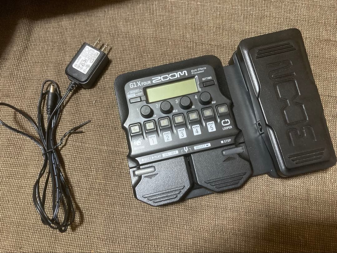 ZOOM G1X FOUR マルチエフェクト