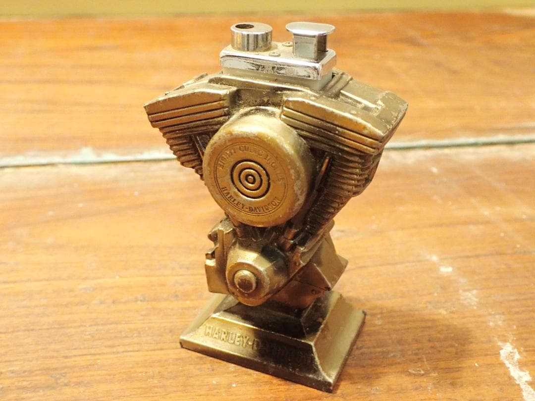 ハーレーダビットソン エンジン型 卓上ライター メタル製 約10cm