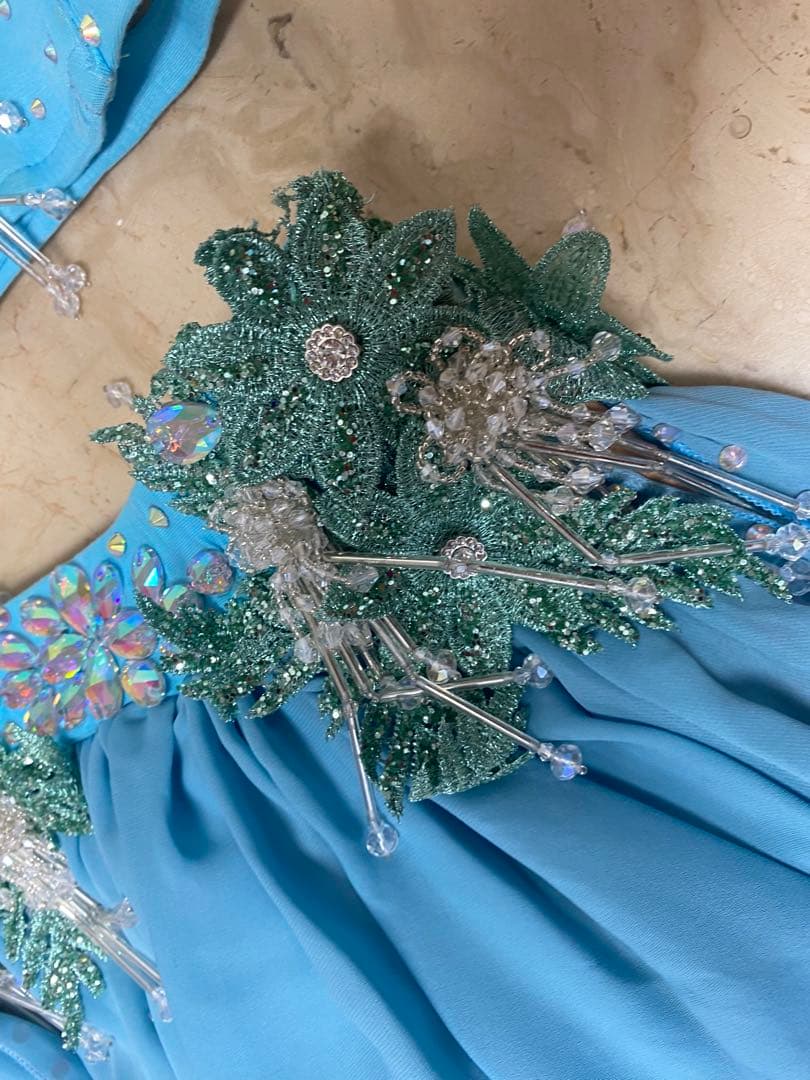 キッズサイズベリーダンス衣装