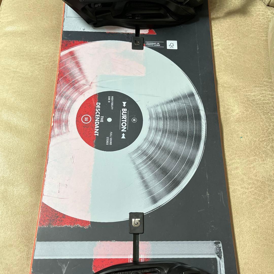 BURTON DESCENDANT 155 × BURTON CARTEL M