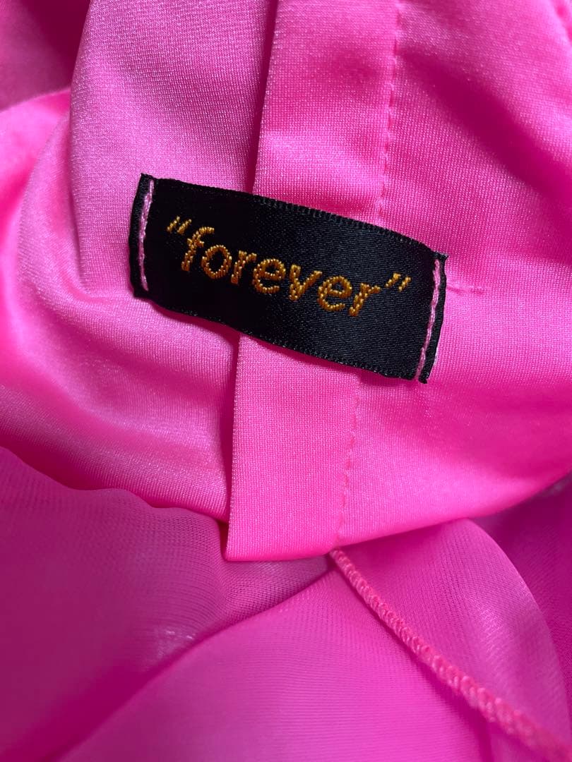 華やかなピンクの社交ダンスドレスMサイズ