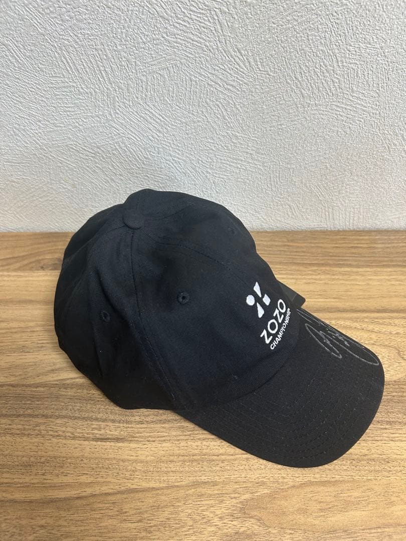 【希少価値あり】2023ZOZOリッキーファウラーサイン入り 黒キャップ