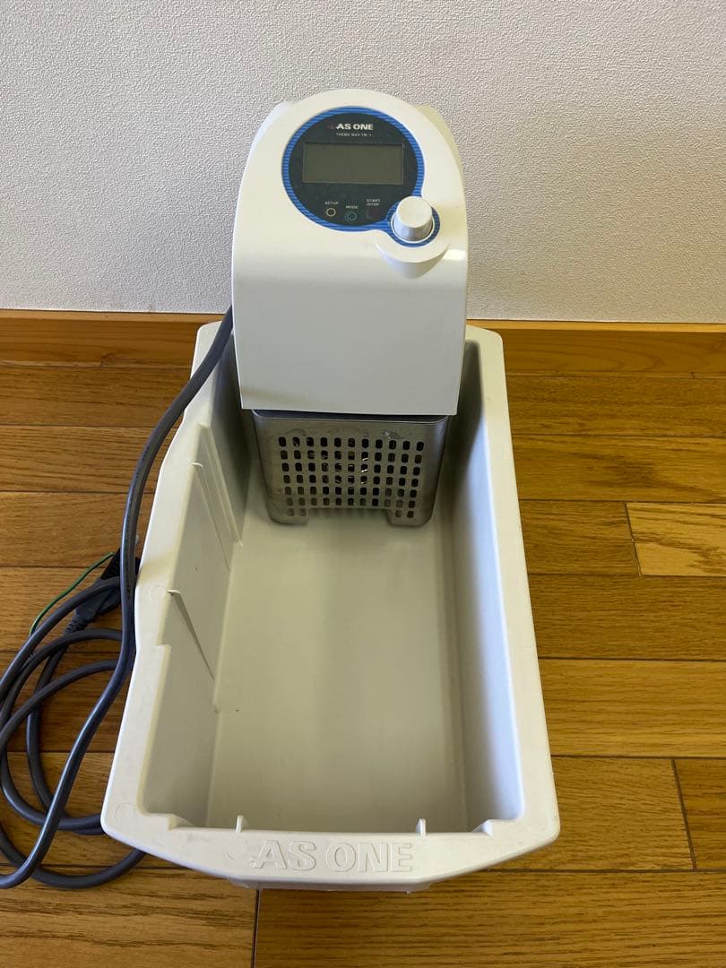 AS ONE デジタル恒温水槽　TM-1