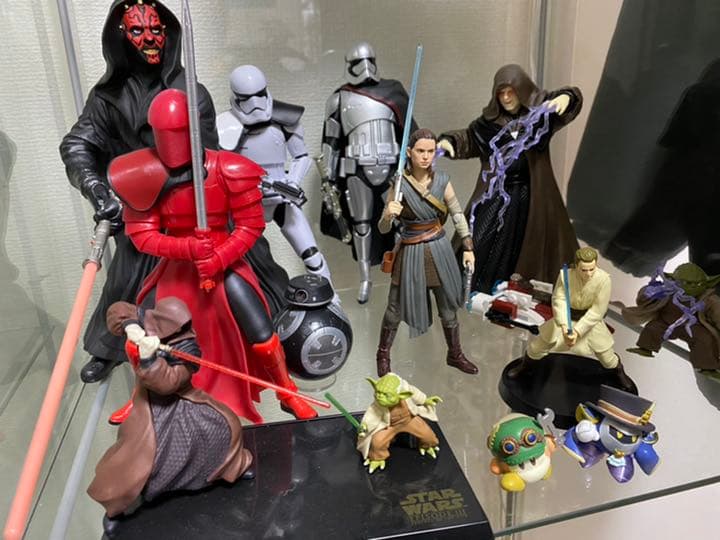 MARVEL スターウォーズ ドラクエ ドラゴンボール ワンピースガチャガチャ