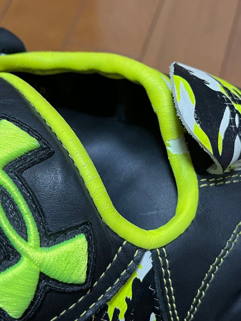 アンダーアーマー 軟式 グローブ 迷彩柄