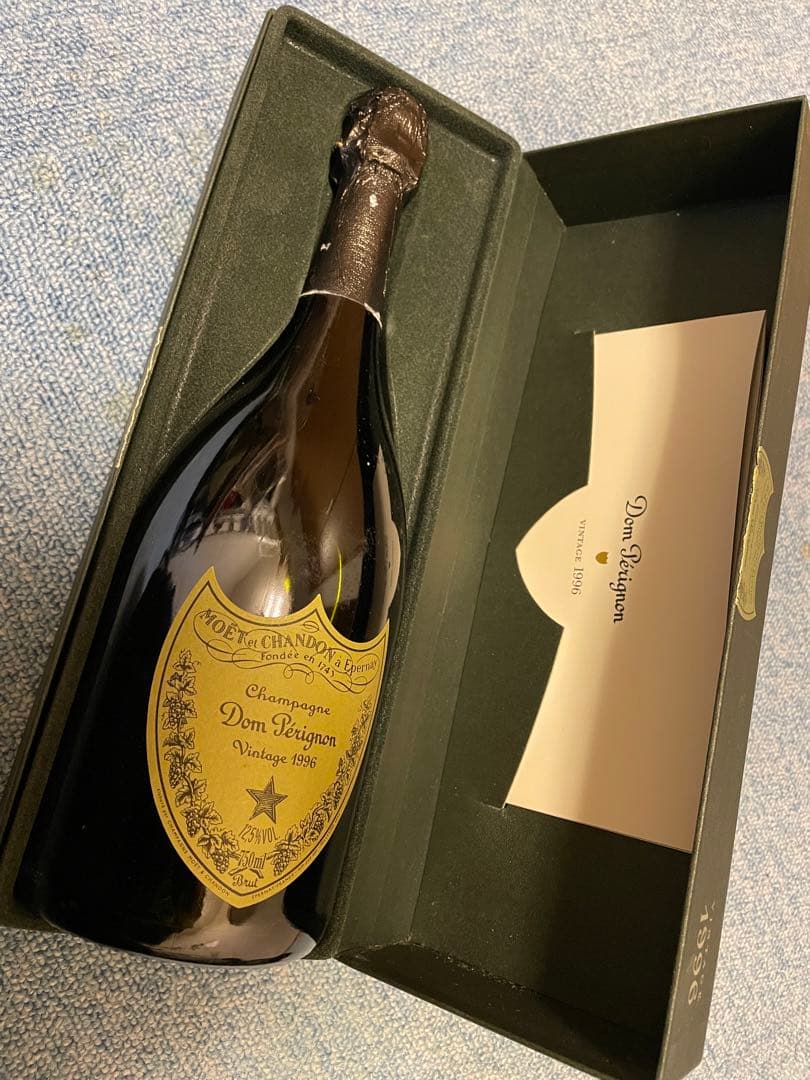 ドンペリニオン1996(箱付き)