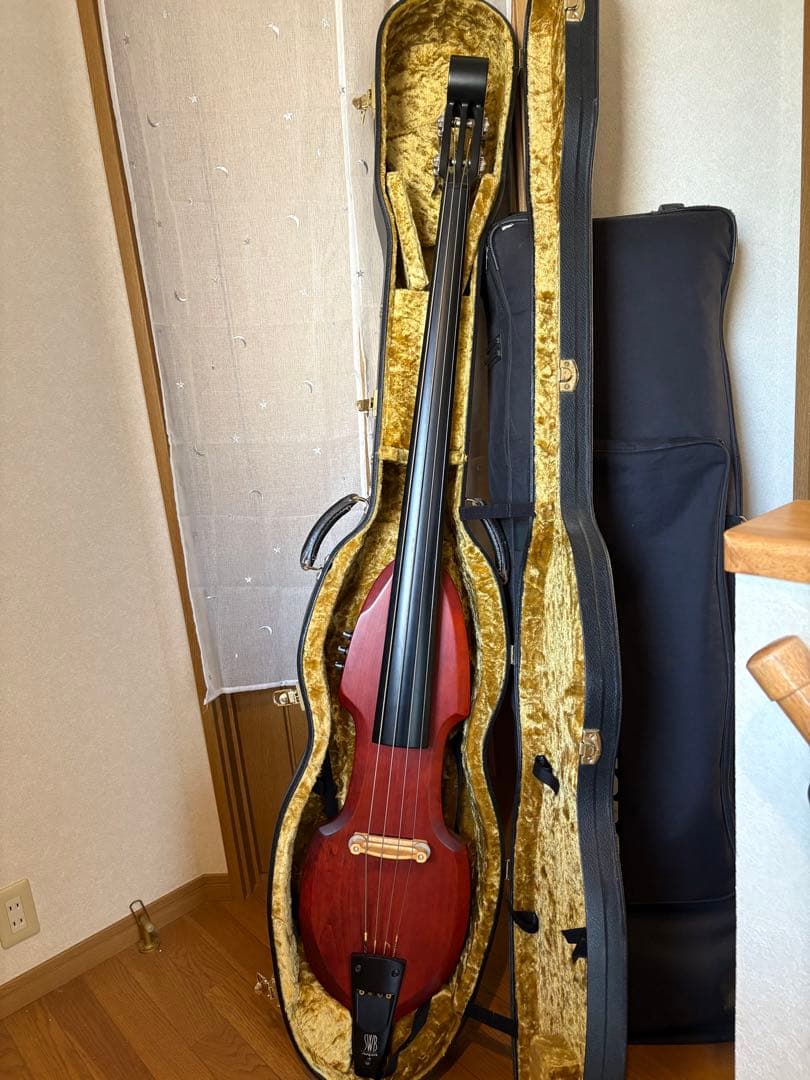 現状品　アップライトベース　Aria