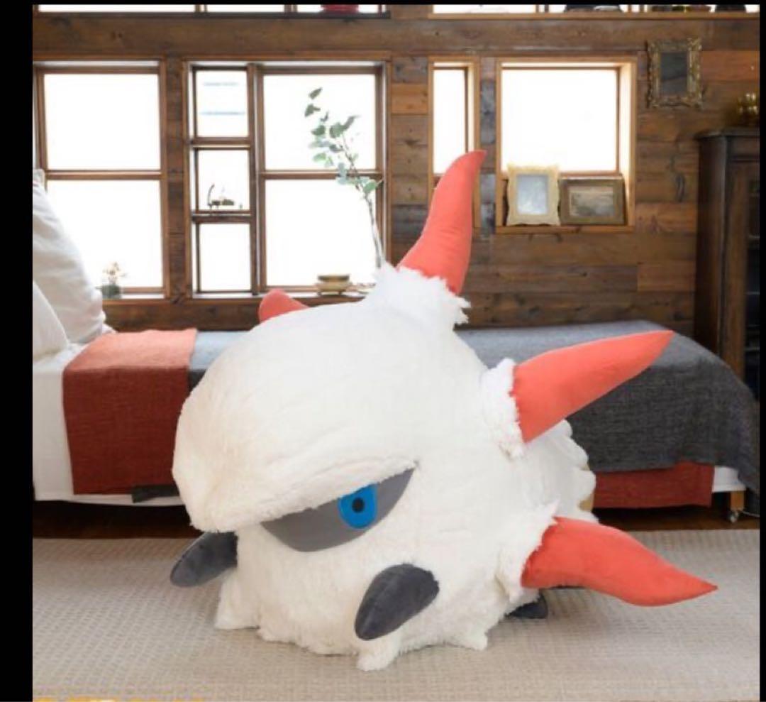 メラルバ　等身大　ぬいぐるみ