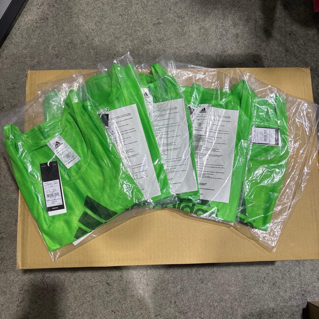 アディダスビブスセット新品グリーン