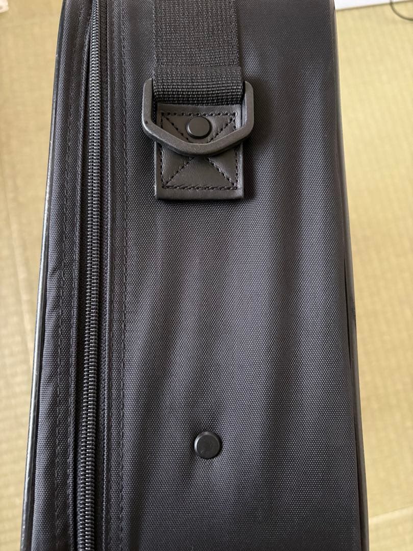 アディダス　FBメディカルケース