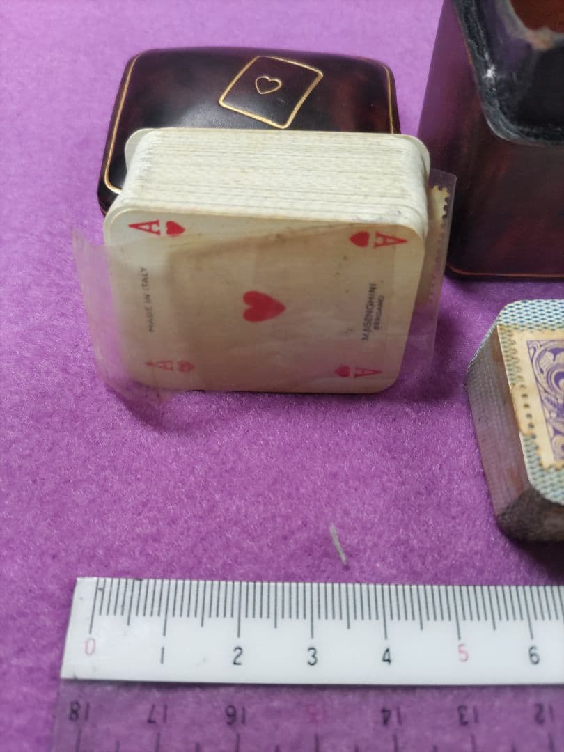 珍しいミニチュア革製トランプケースとトランプ2セット