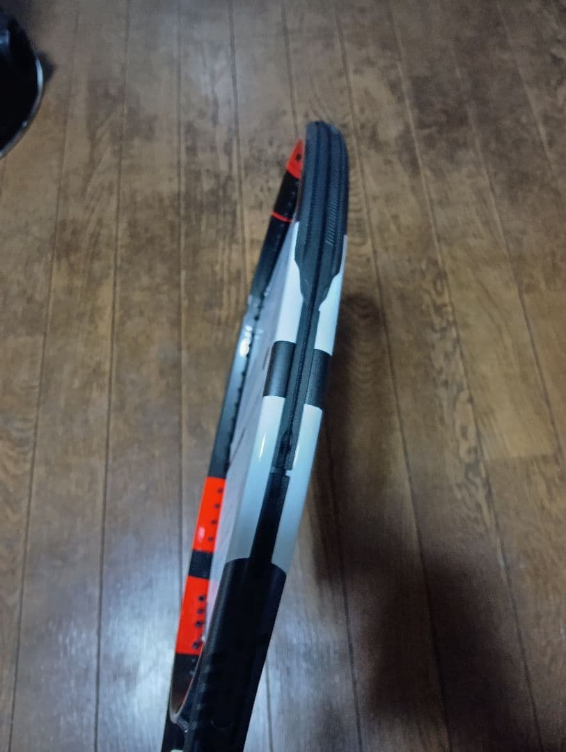 未使用品　バボラ　ピュアストライクVS G2 1本