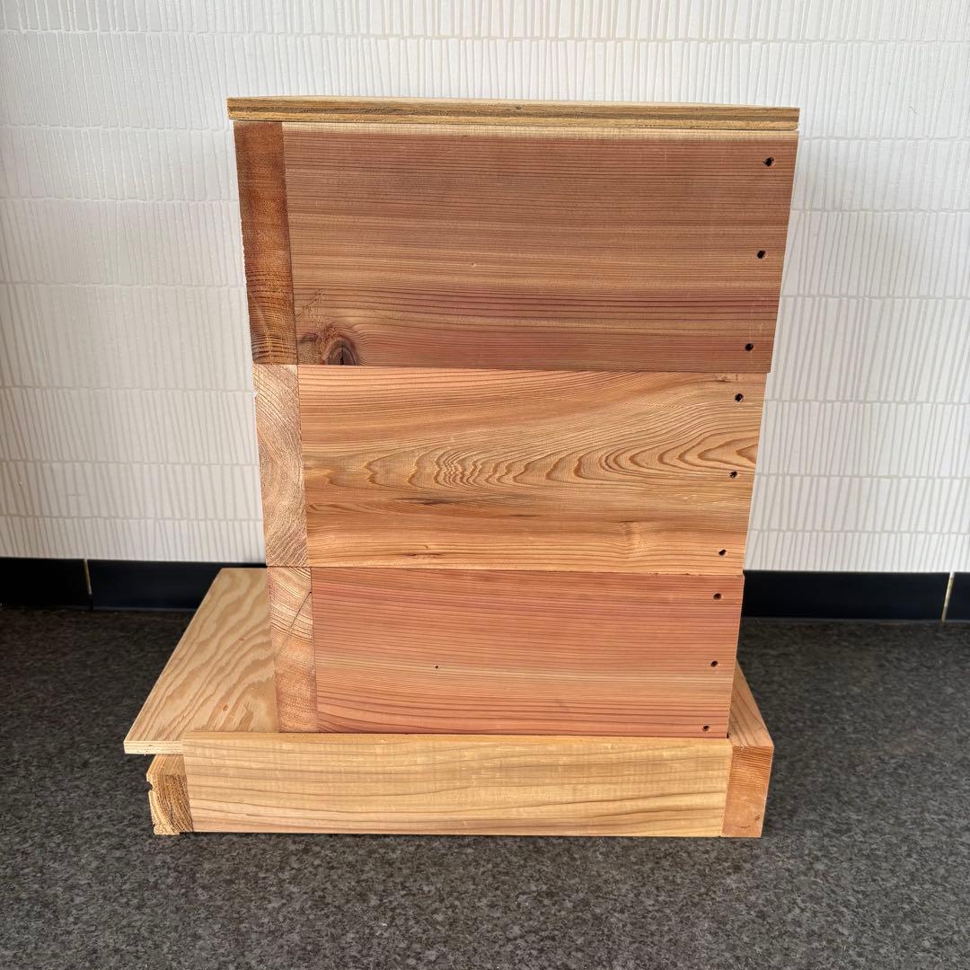 木製昆虫捕獲箱 日本蜜蜂巣箱 重箱 自然乾燥吉野杉 誘引剤付