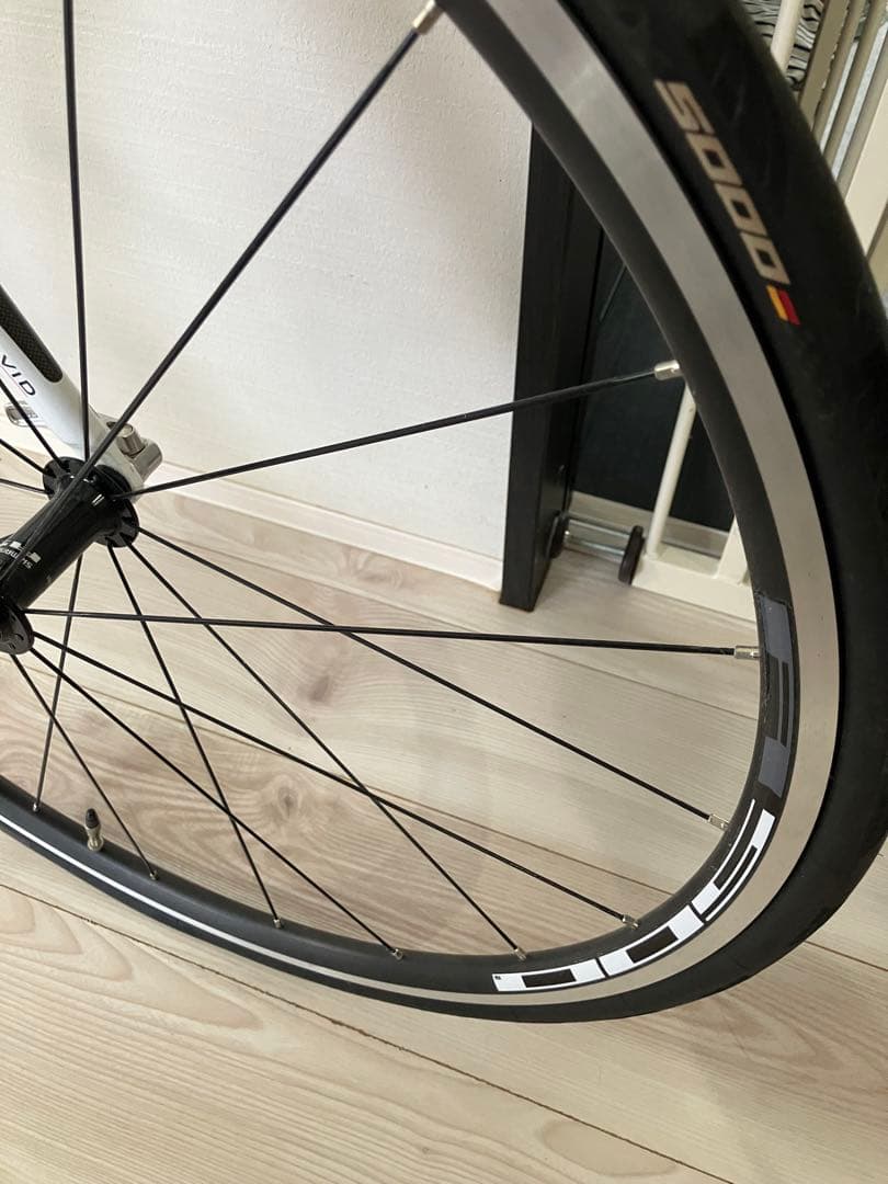 自転車ビアンキインテンソロードバイク