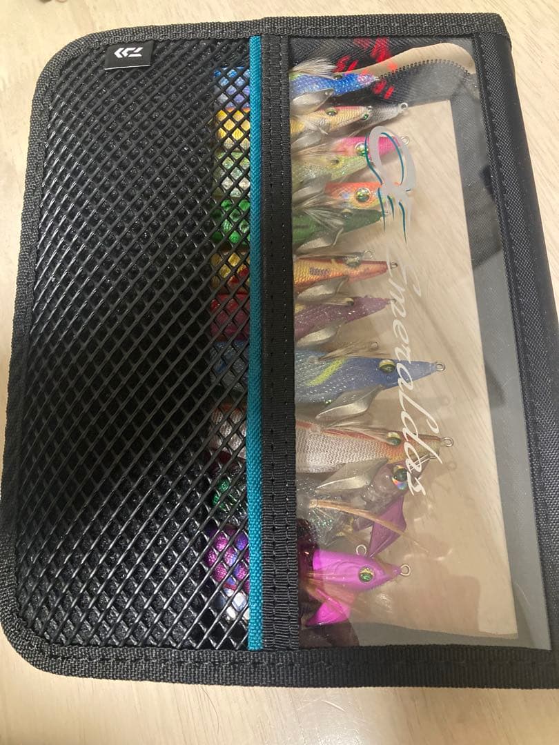 Fumi様 ダイワ エメラルダス アモラス 21本 人気ケースセット