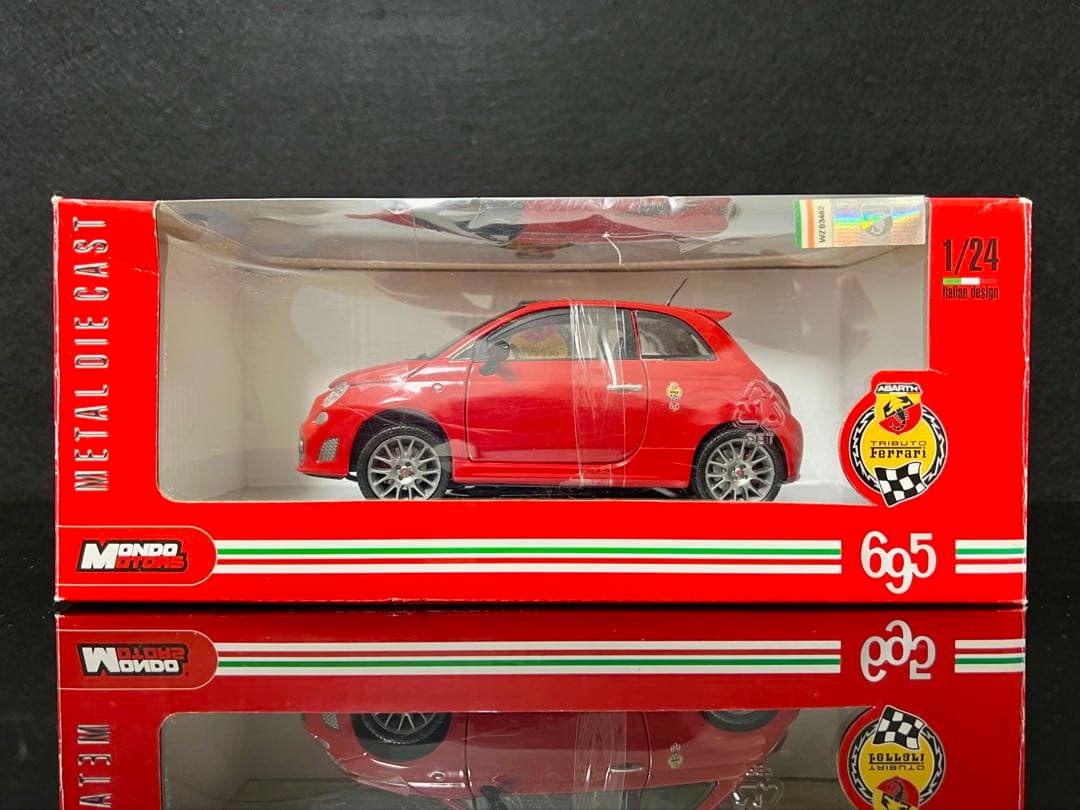 【激レア】 MONDO MOTORS 1/24 ABARTH 695 アバルト
