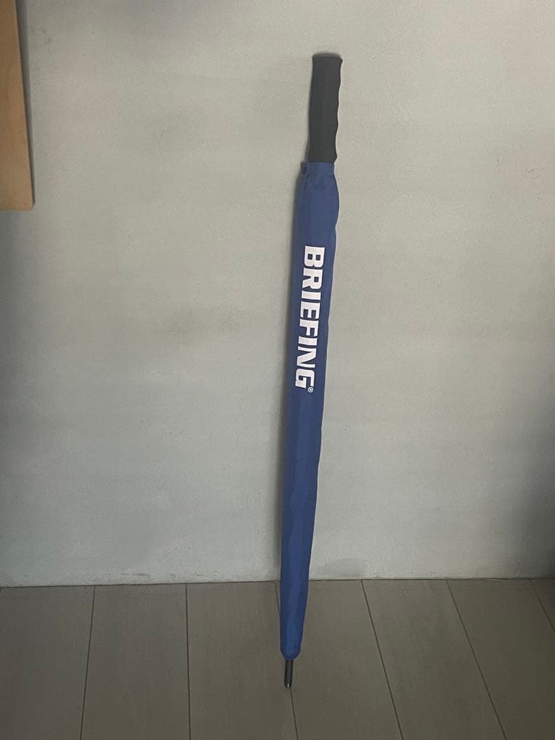 美品　ゴルフ用　傘　BRIEFING 青色