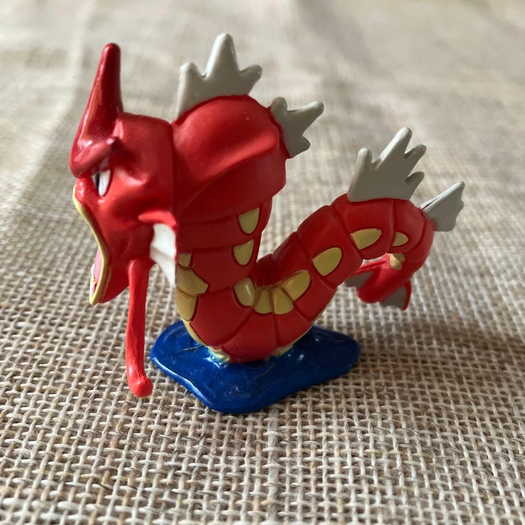 【美品】モンコレ　ギャラドス　希少色違い　赤ギャラドス　非売品
