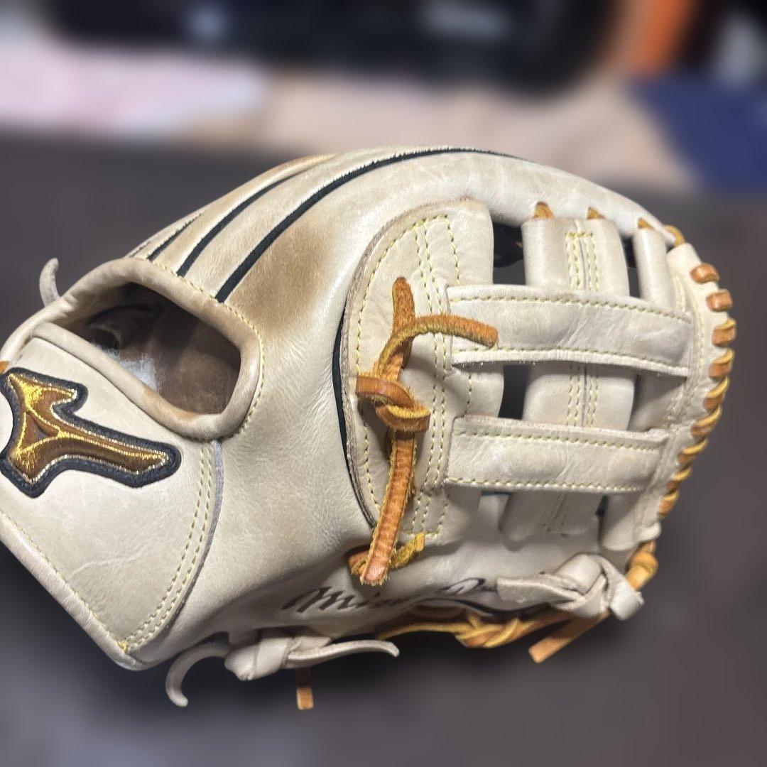 ミズノプロ軟式グラブ　タティスjrモデル