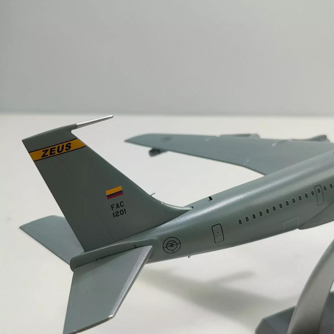 航空機・ヘリコプター INFLIGHT200 FUERZA AEREA 707-300