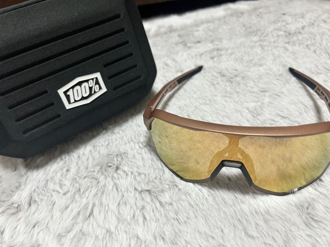 ワンハンドレッド　100% フアン・ソト選手着用モデル　スポーツサングラス