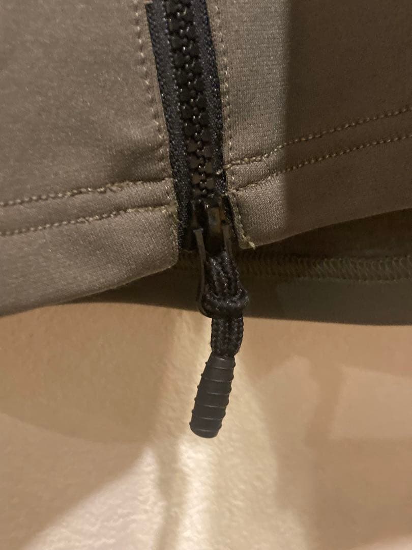 新品タグ付ennerre トレーナー　高品質カジュアルライン