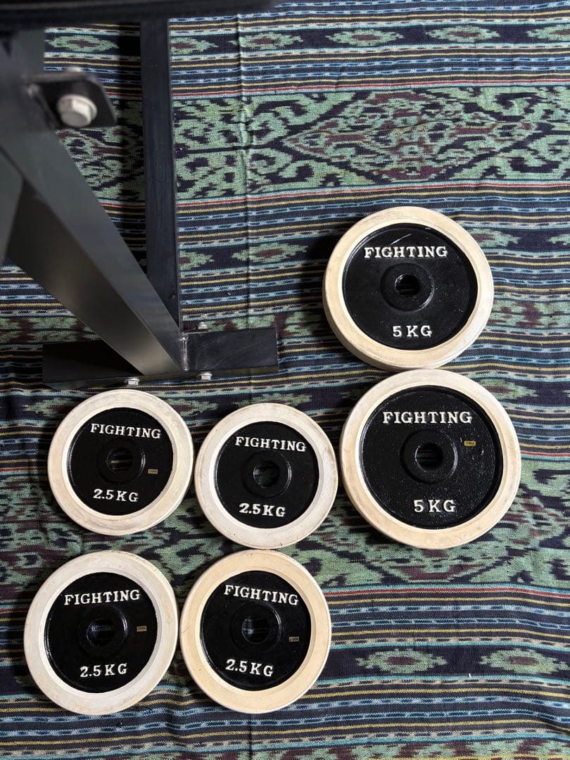 ベンチプレス　バーベル　ダンベルセット　ファイティングロード　筋トレ