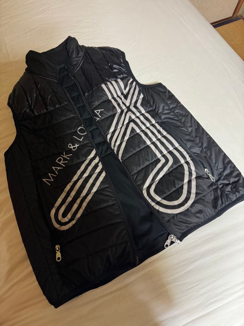 MARK & LONA ゴルフ ベスト ブラック