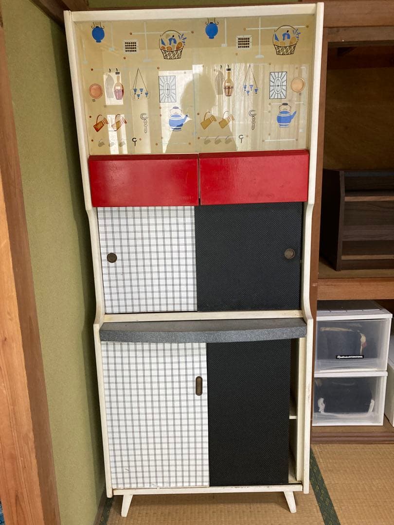 アンティーク　食器棚　カップボード