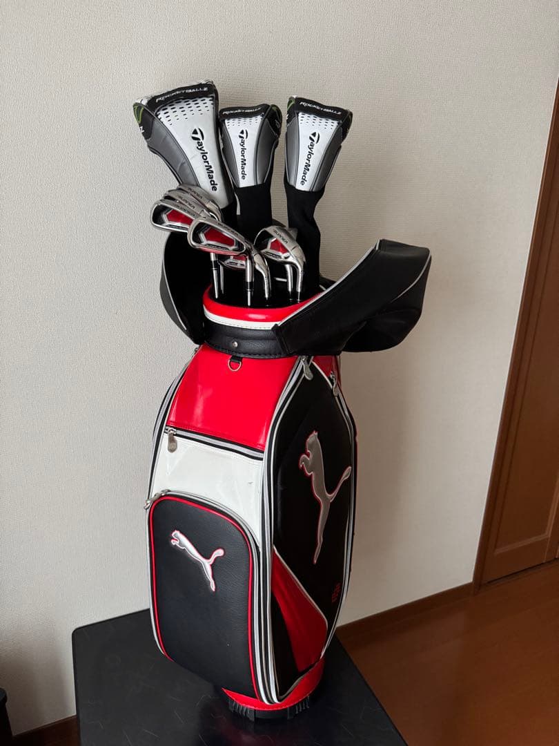 高級ゴルフクラブ バックセットテーラーメイド TaylormadeプーマPUMA