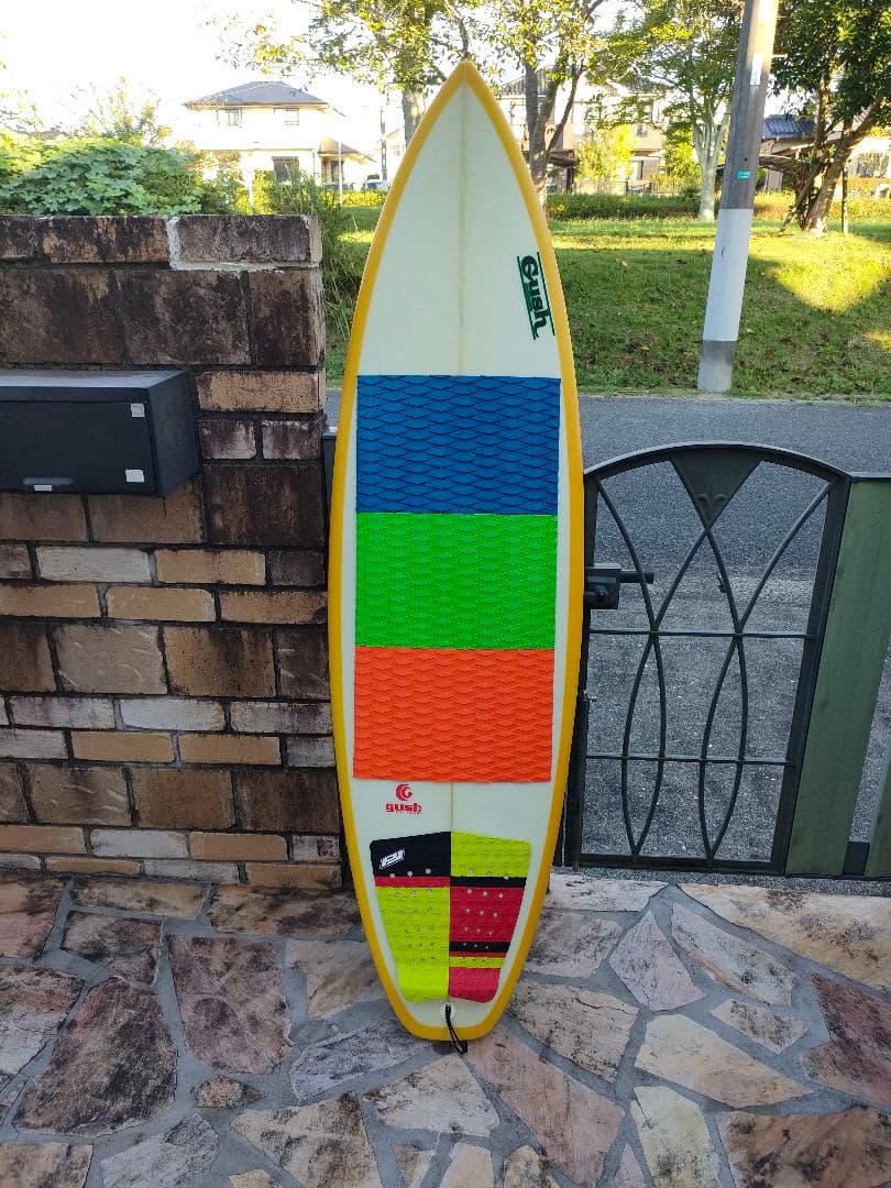 美品3回のみショートボード