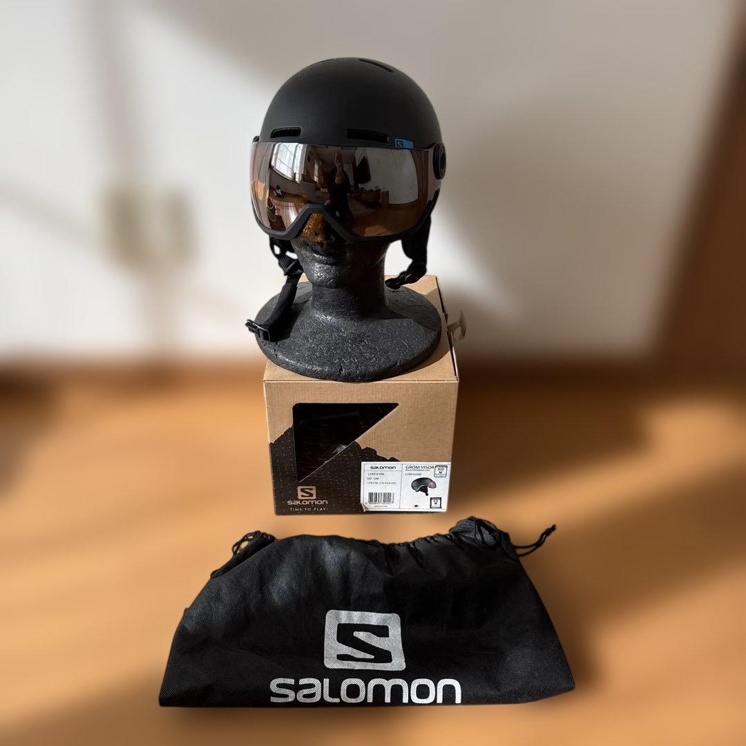 USED!salomon スキーヘルメット　キッズ Mサイズ