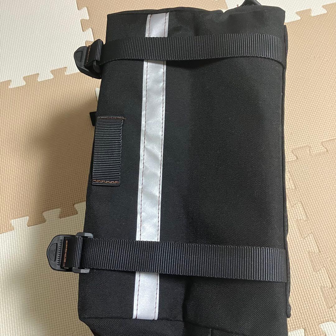 bagaboo メッセンジャーバッグブラック×イエロー　自転車　ショルダーバッグ