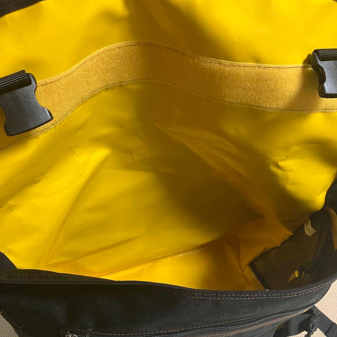 bagaboo メッセンジャーバッグブラック×イエロー　自転車　ショルダーバッグ