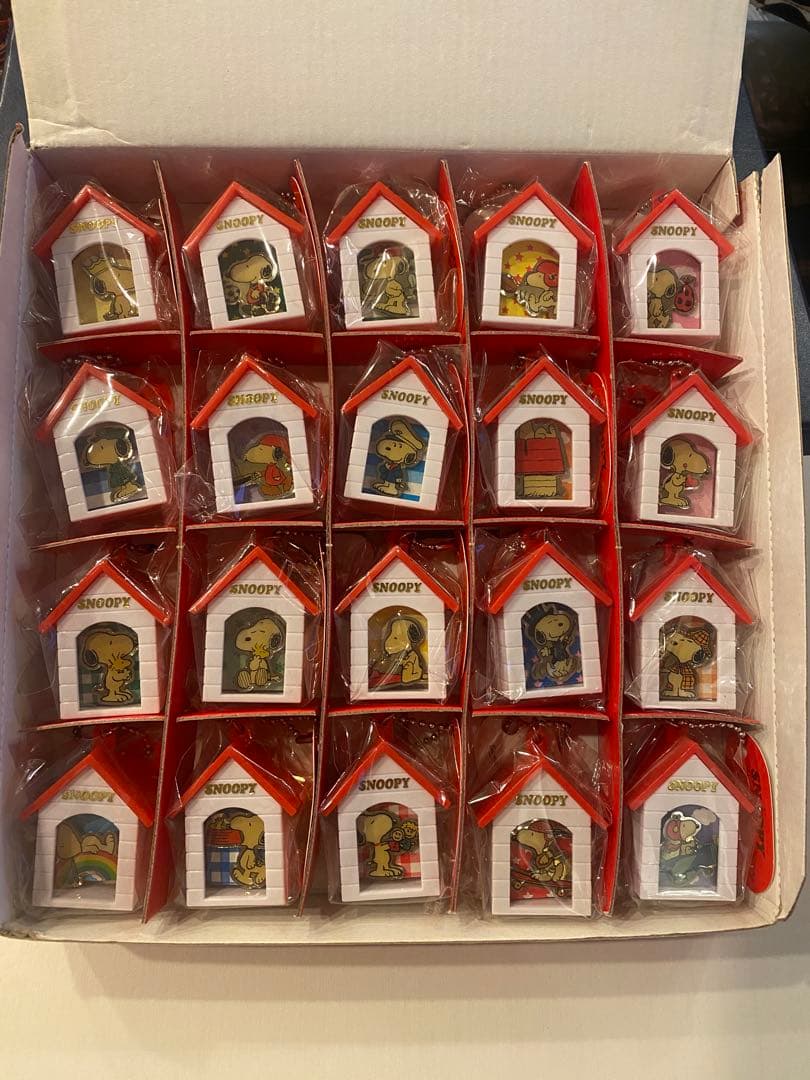 SNOOPY ピンズハウスコレクション 20個セット