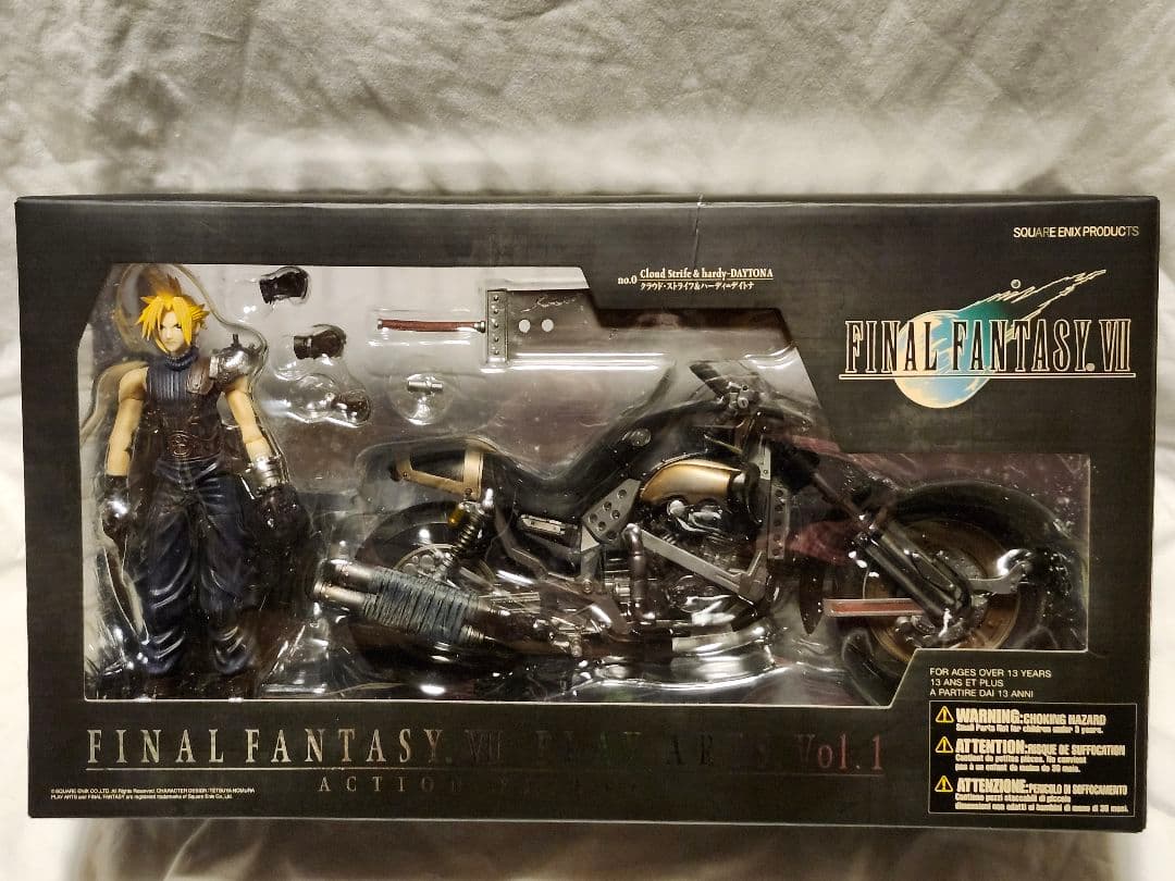 FINAL FANTASY VII クラウド & デイトナ(美品)