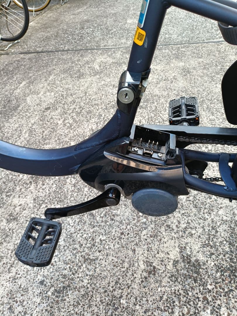 Panasonic sw 電動自転車　Thuleチャイルドシート付き