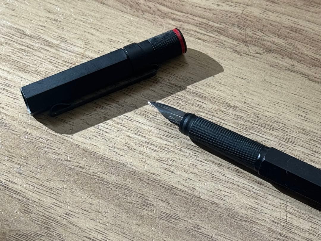 値下げ可　ロットリング　rOtring600 万年筆　廃番　ノベルティ　M