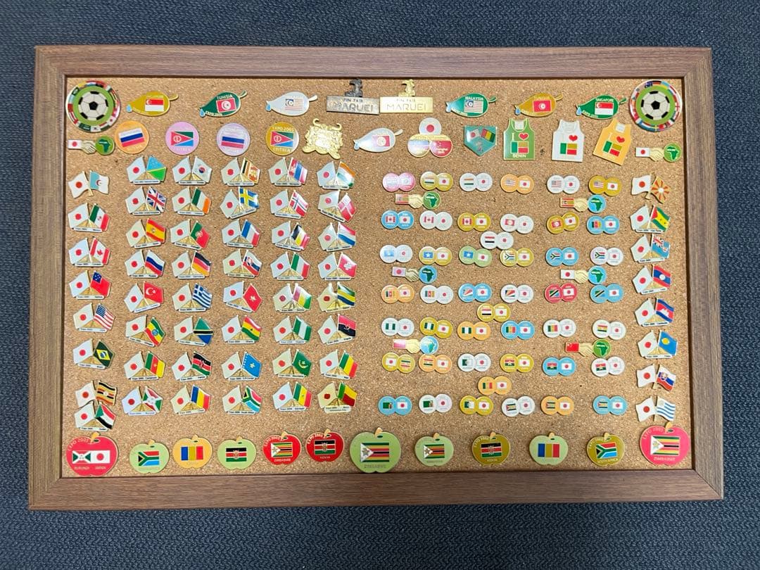 ⭐️激レア⭐️ 愛・地球博 ピンバッジ 142個 まとめ売り