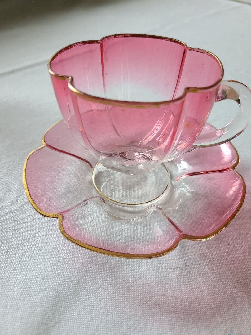 アンティークボヘミアンガラス　カップ&ソーサー