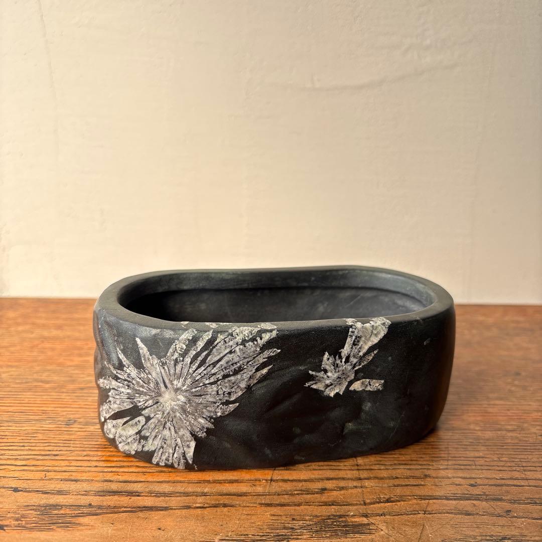 菊花石 鑑賞石 くり抜き 花器 水盤 いけばな 黒 茶花 レア 骨董 珍品