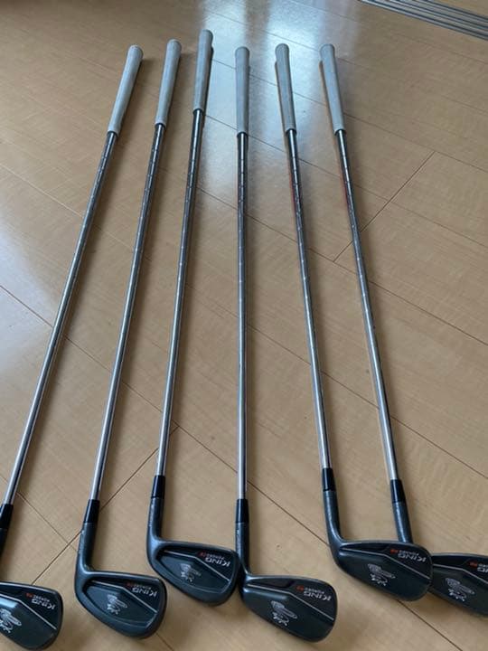 KING cobraアイアン5〜p cb mb 6本です。多少の傷や汚れあり