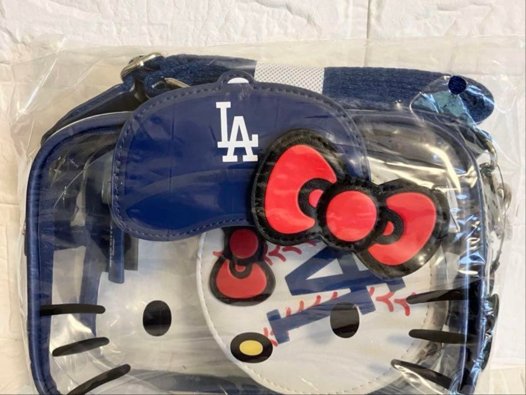 ドジャースタジアム　ハローキティクリアバッグ