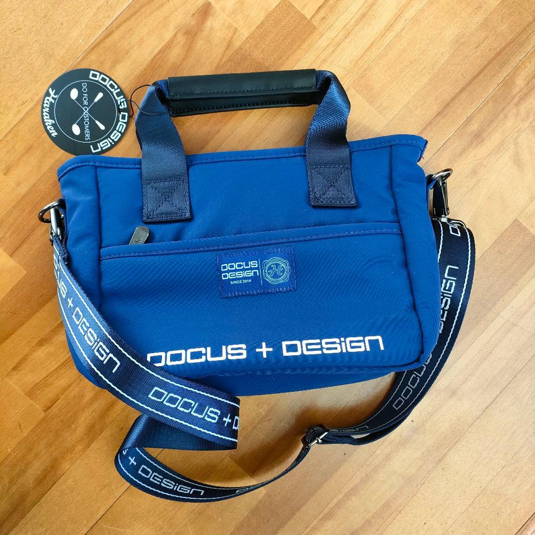 ☆新品未使用☆DOCUS ドゥーカス カートラウンドバックストラップ付ネイビー