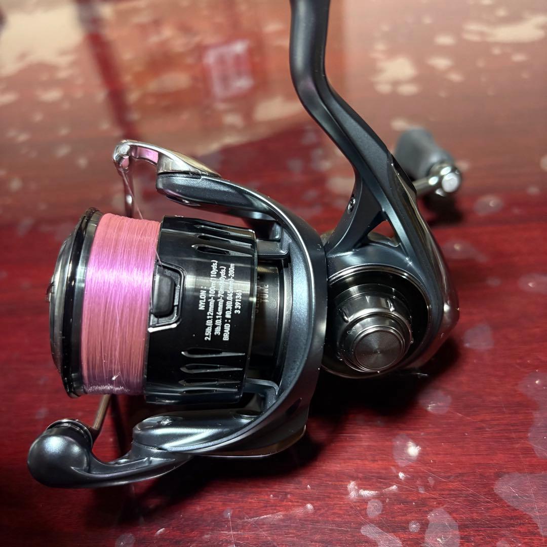 【ほぼ新品】 ダイワ エアリティ ST SF 2000SS-P