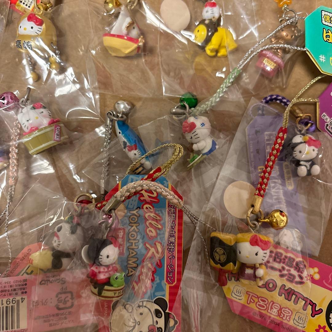 お値引き中！ご当地キティ　根付け　ストラップ　20個セット